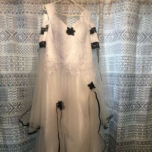 Gothic wedding dress/Halloween wedding dress